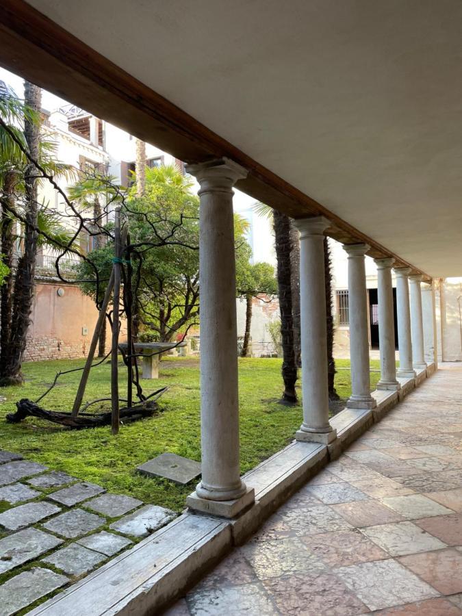 In A Lovely Garden Biennale Flat Venice Ngoại thất bức ảnh