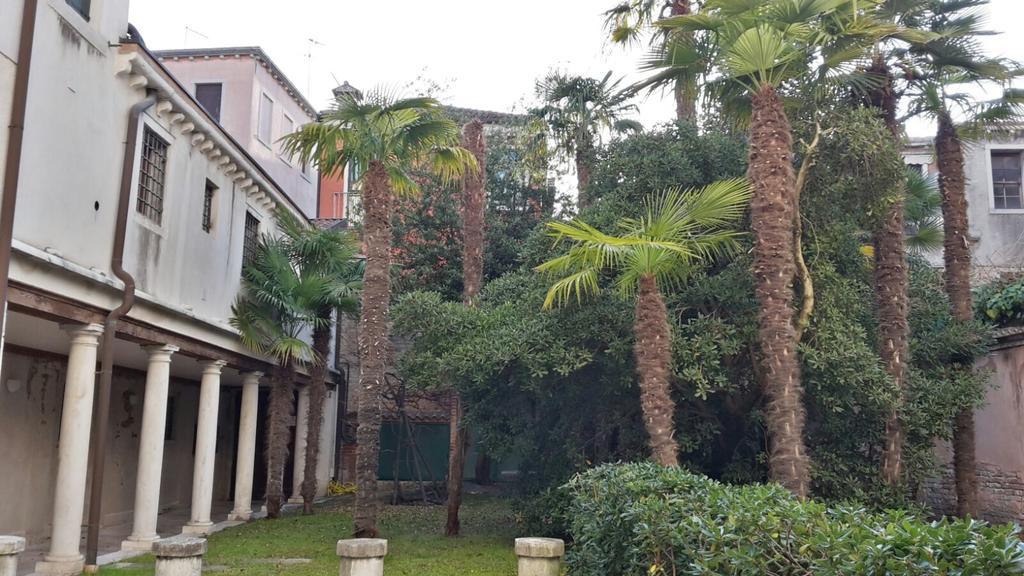 In A Lovely Garden Biennale Flat Venice Ngoại thất bức ảnh
