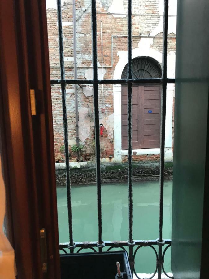 In A Lovely Garden Biennale Flat Venice Ngoại thất bức ảnh